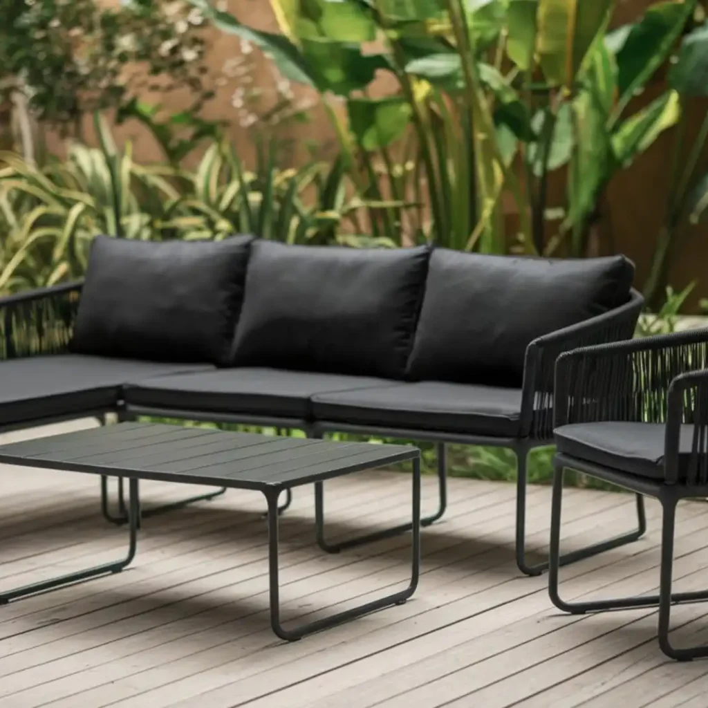 black patio furniture ideas